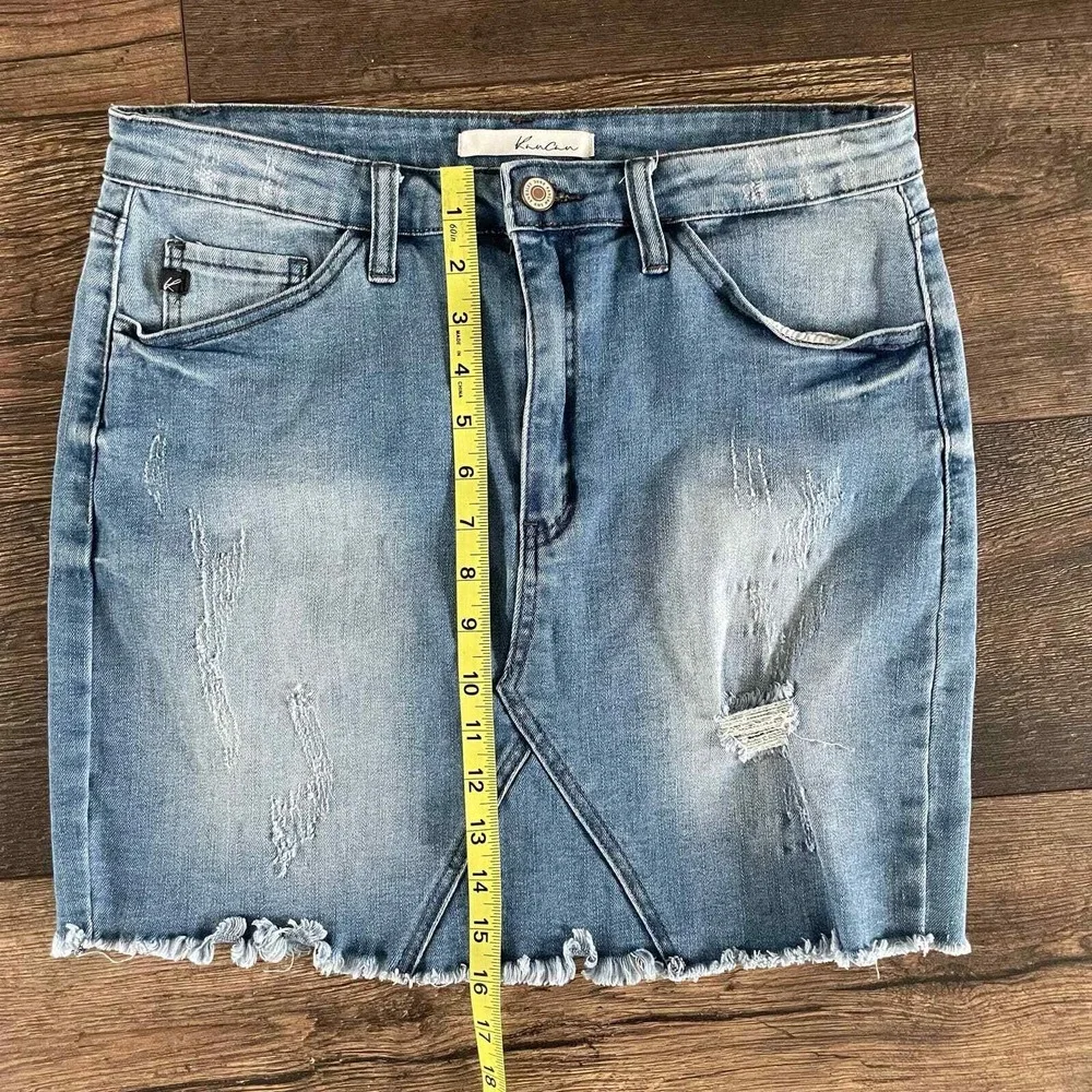 Kancan Denim‎ Mini Skirt Distressed Frayed Hem Light Wash Casual 28